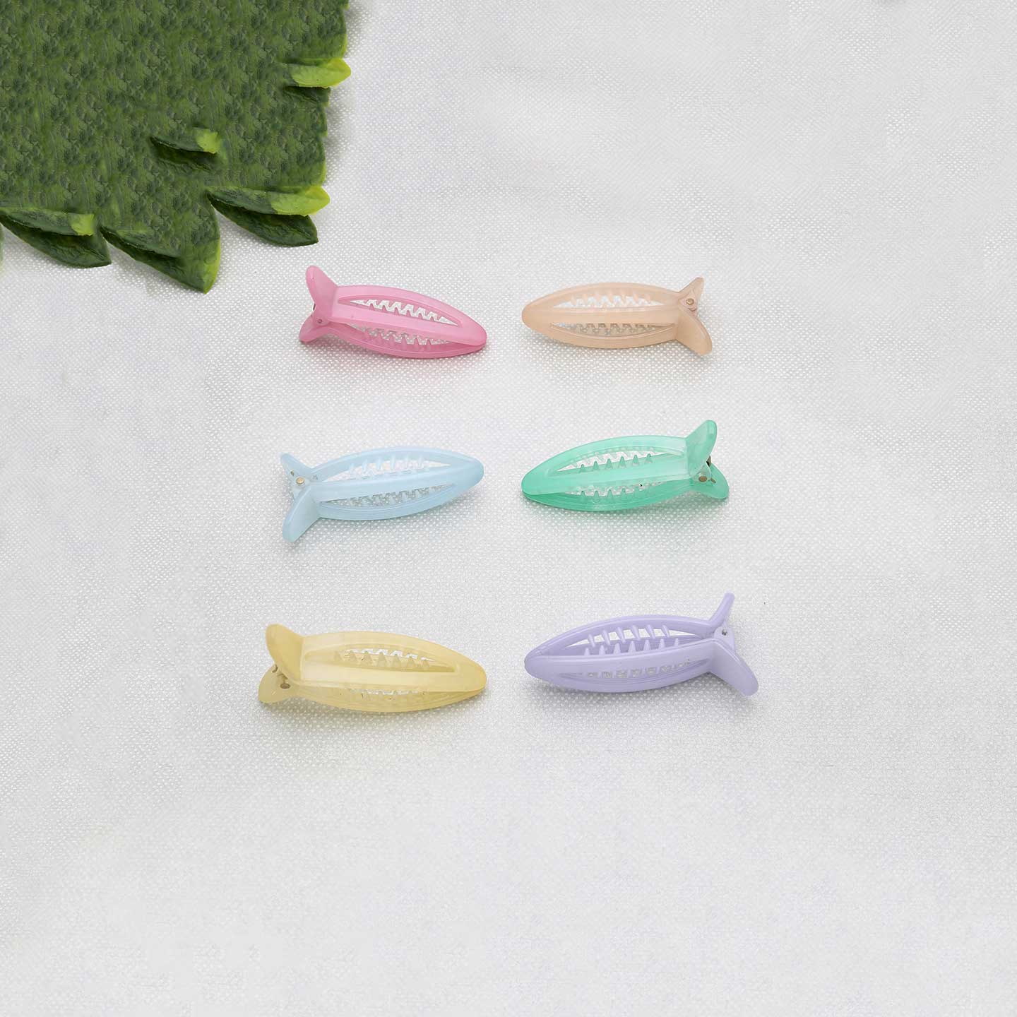 Elegant Banana Clips - ESKU302001813
