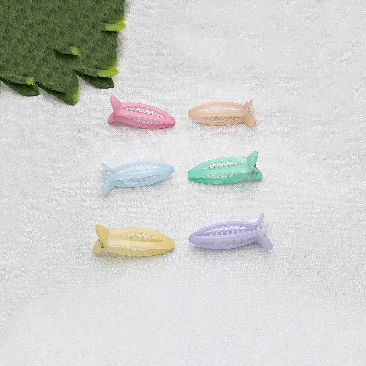 Elegant Banana Clips - ESKU302001813
