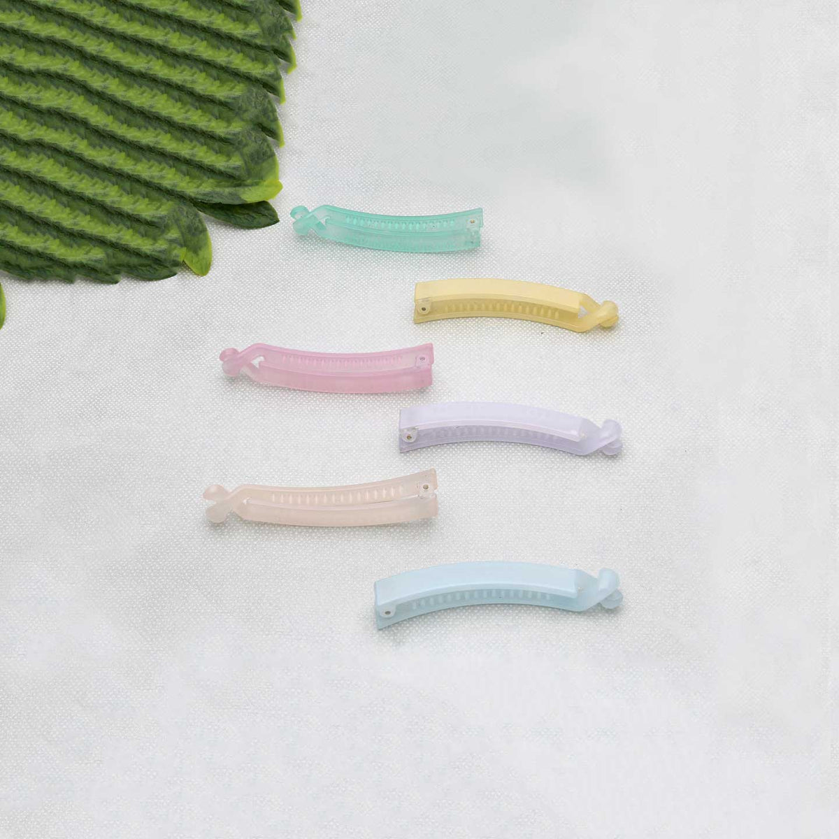 Unique Hair Banana Clips - ESKU302001838