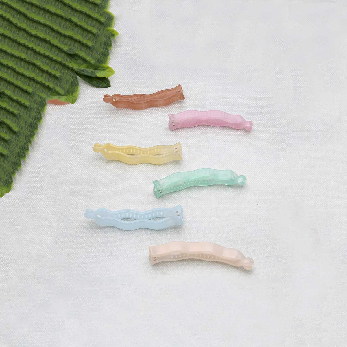 Colourful Banana Clip - ESKU302001846