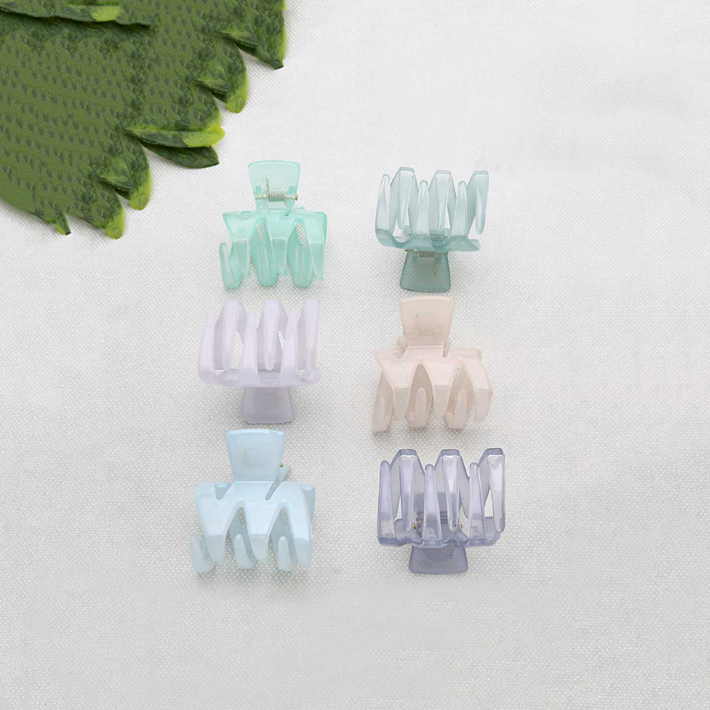 Unique Style Butterfly Clip - ESKU302001927