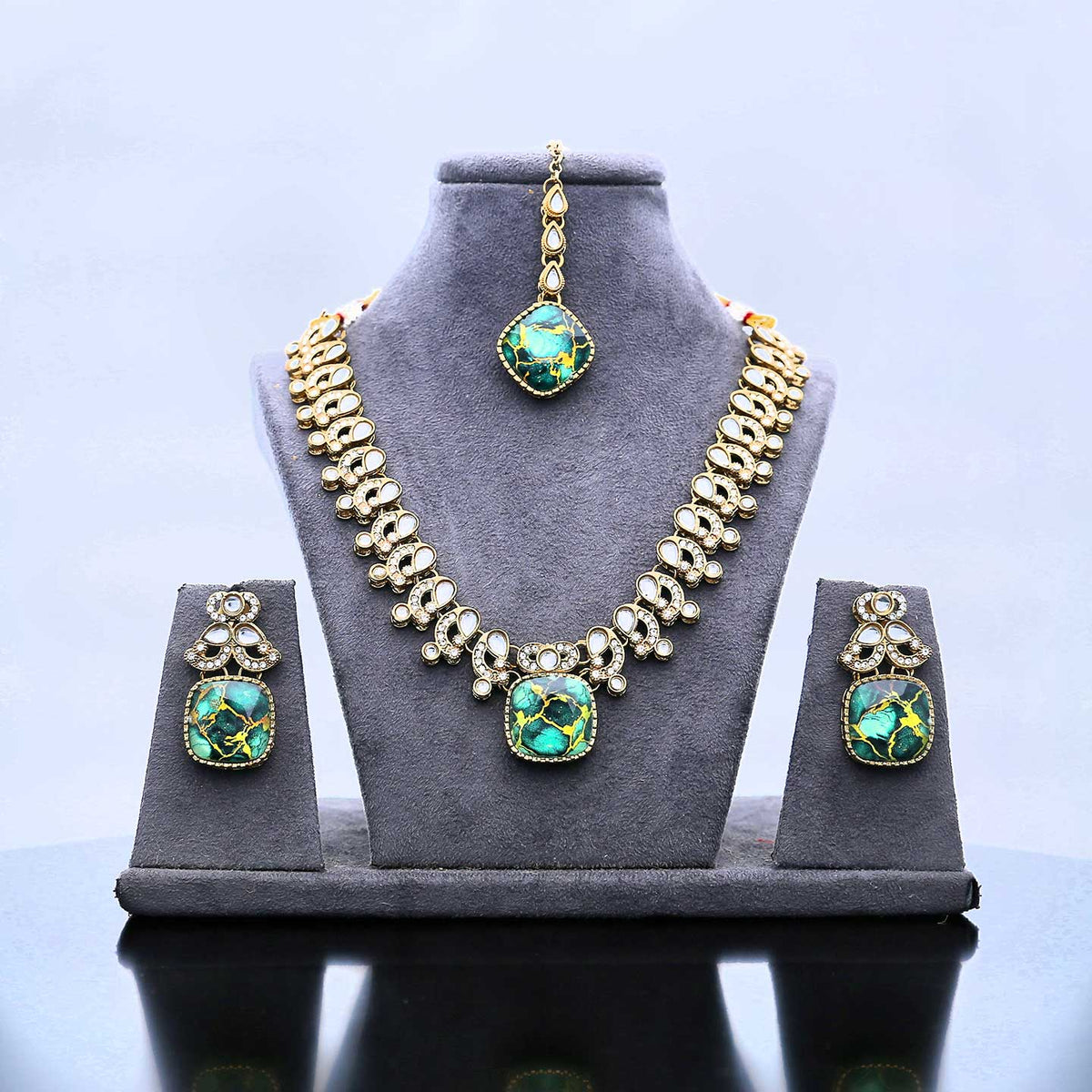 Stylish Beautiful Designed Necklace Set - ESKU302102059