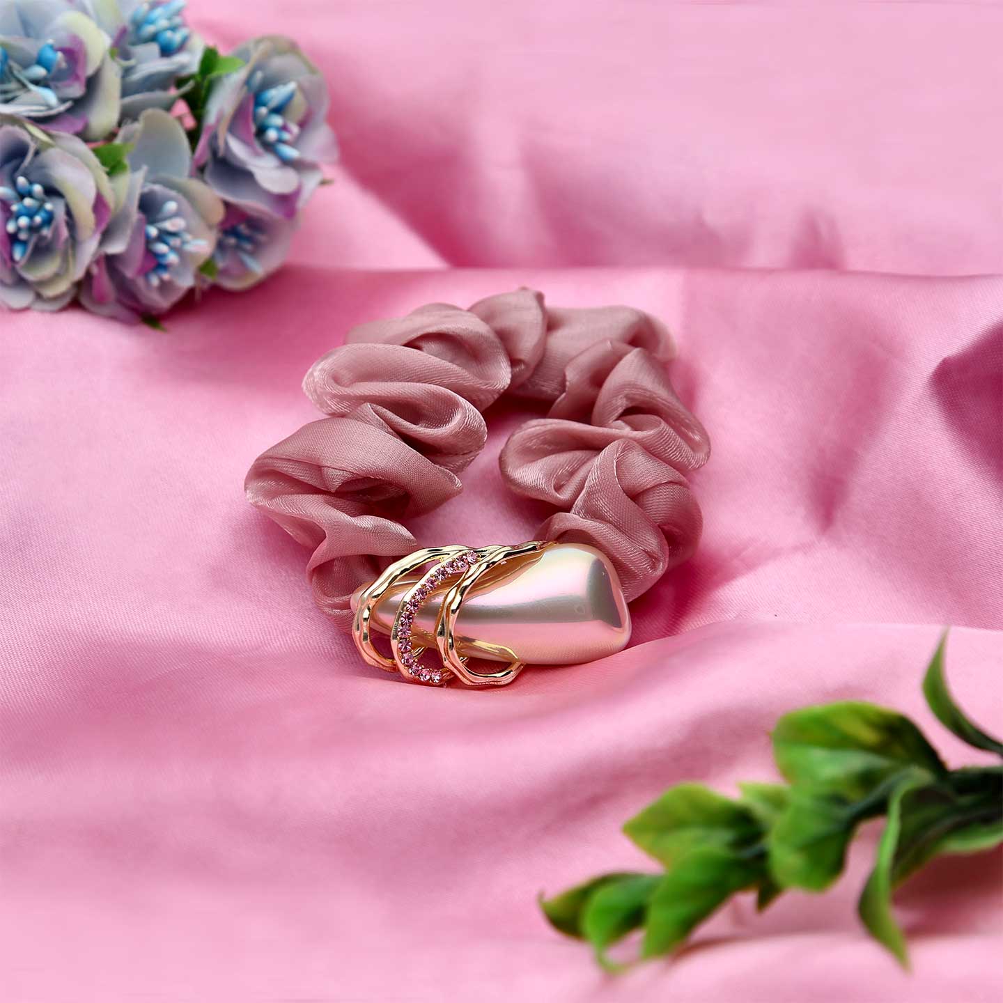 Beautiful Scrunchie For Girls - ESKU302202952