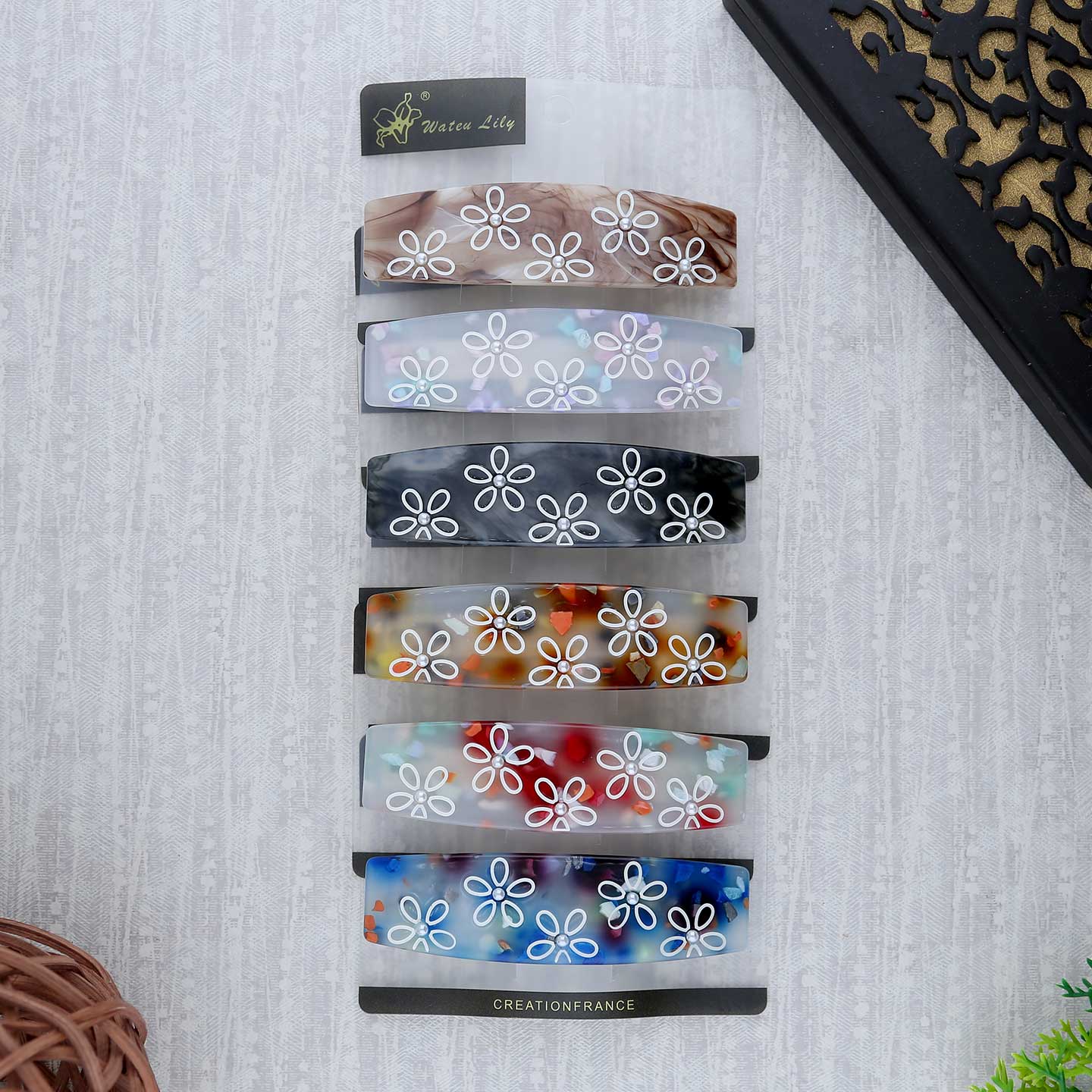Plastic Hair Clip - ESKU302303035