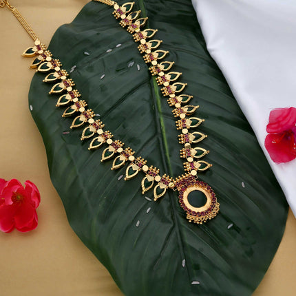 Kerala Style Palakka Necklace - ESKU302303066