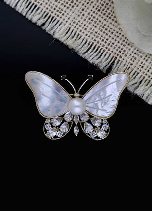 Premium Butterfly Brooch With Pearl - ESKU302303147