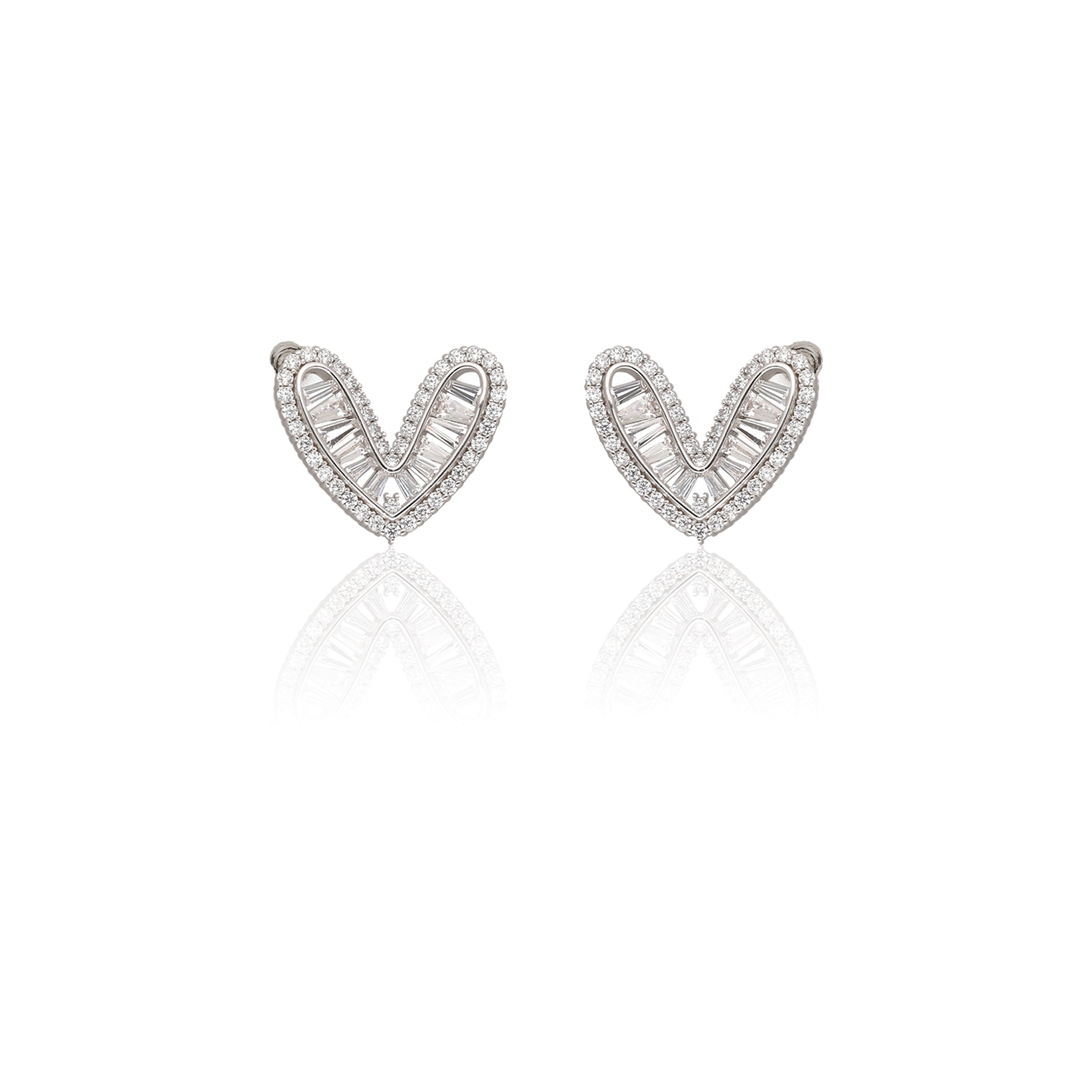 Zircon Cute Heart Stud Earrings - ESKU302303168