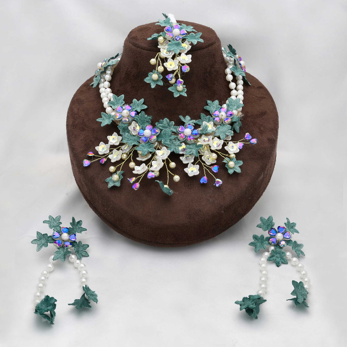 Artificial Flower Necklace Set - ESKU30250585