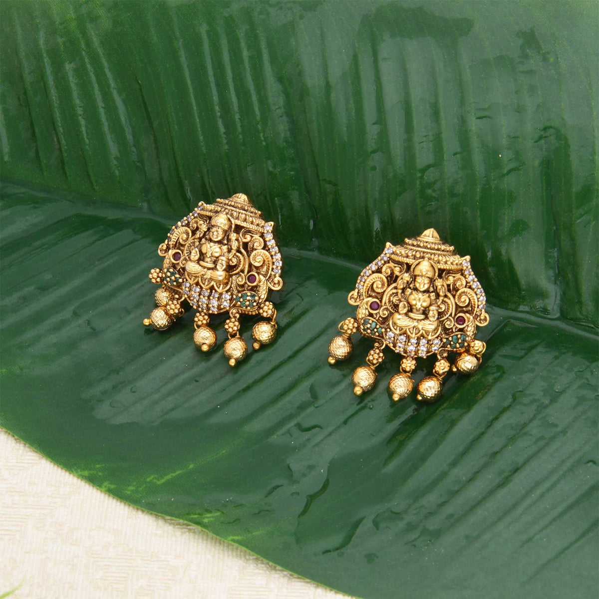 Drops Antique Temple Earring - ESKU30250884