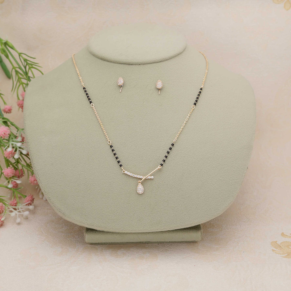 Graceful Swirl Mangalsutra - ESKU30250970