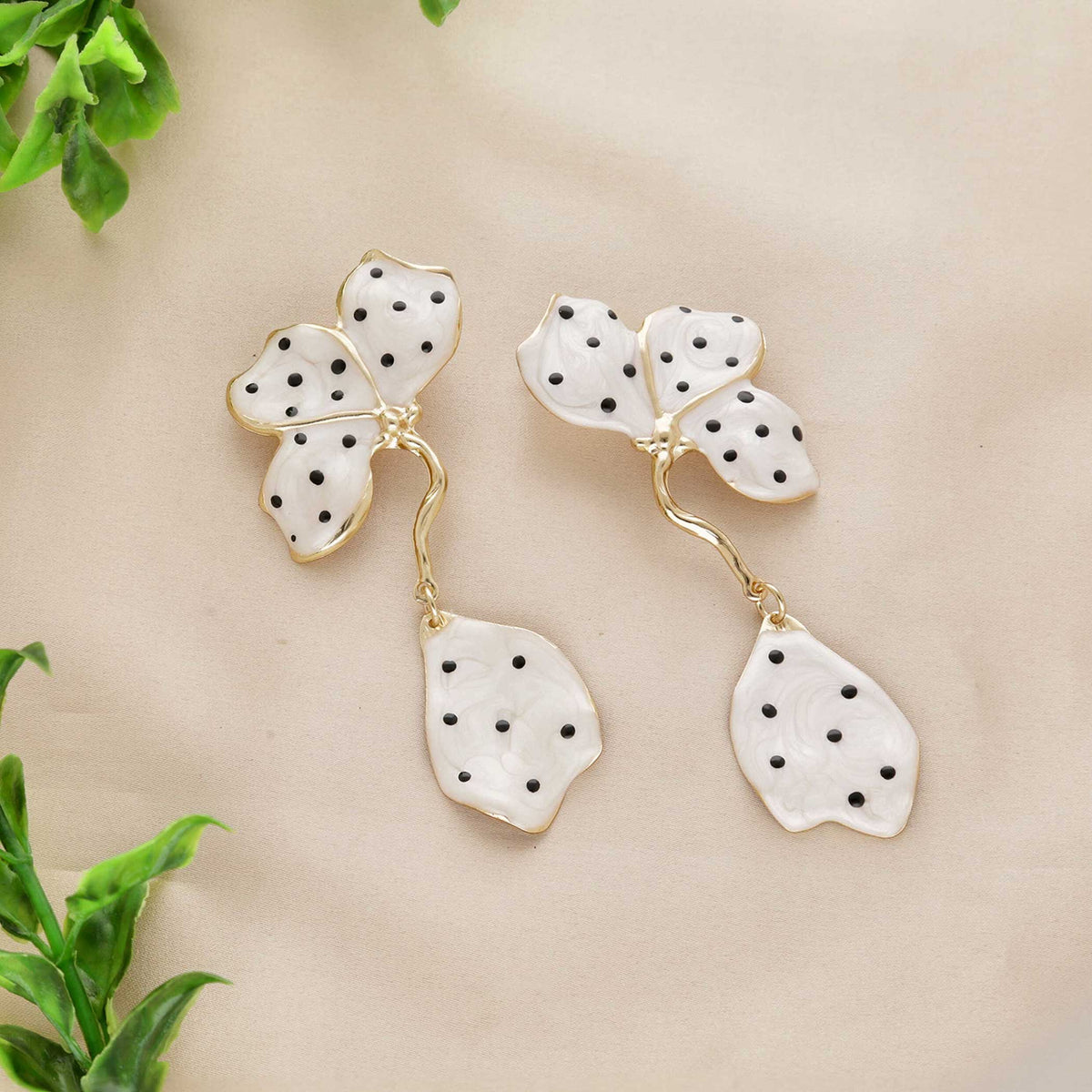Gorgeous Polka Dot Earrings - ESKU30251058