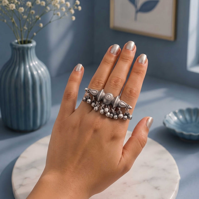 Oxidised Adjustable Finger Ring - ESKU30251185