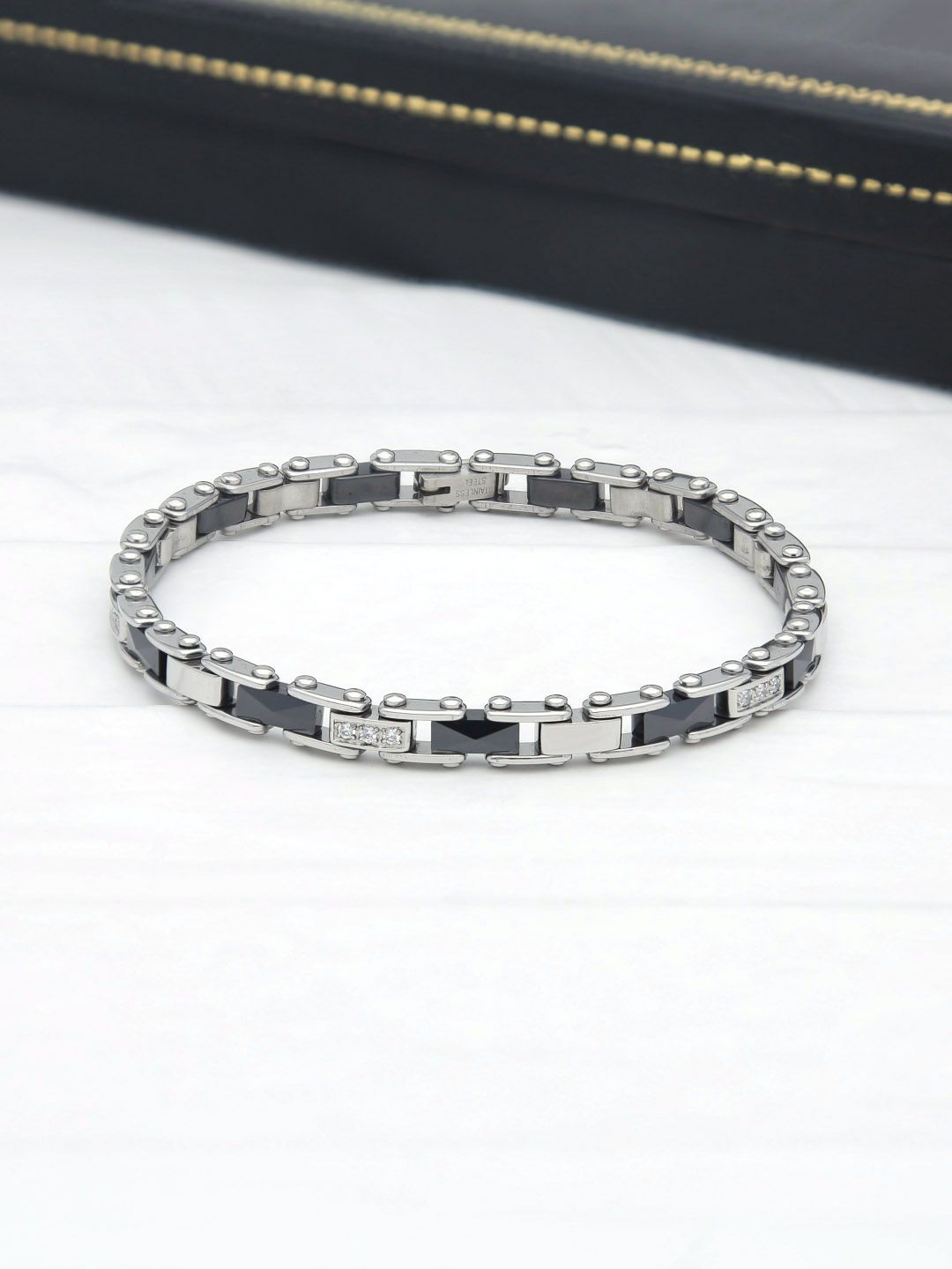 Western Loose / Link Bracelet in Rhodium finish - THF2330