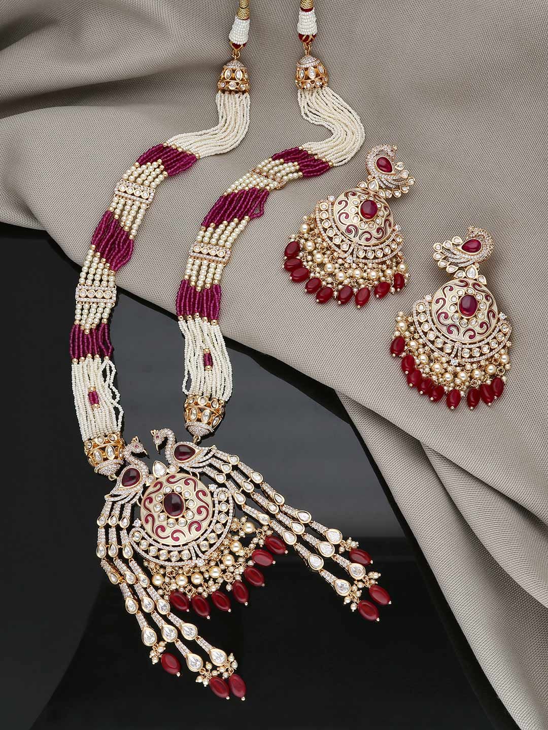 Kundan Necklace Set in Gold finish - NS0037