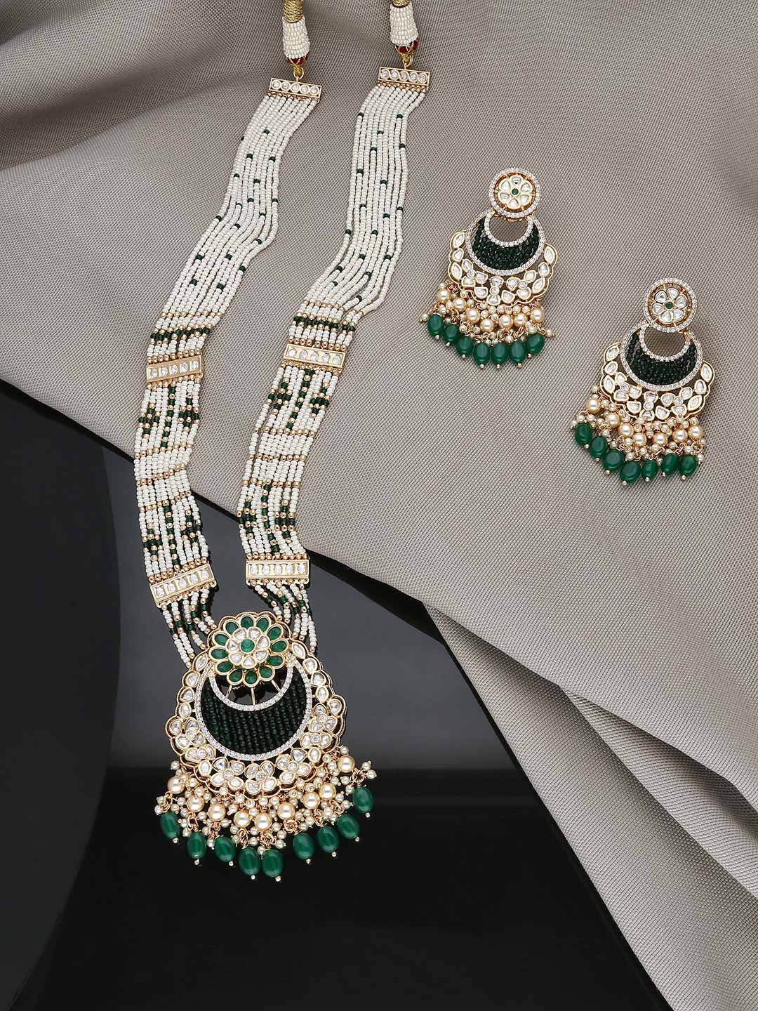 Kundan Necklace Set in Gold finish - NS0040